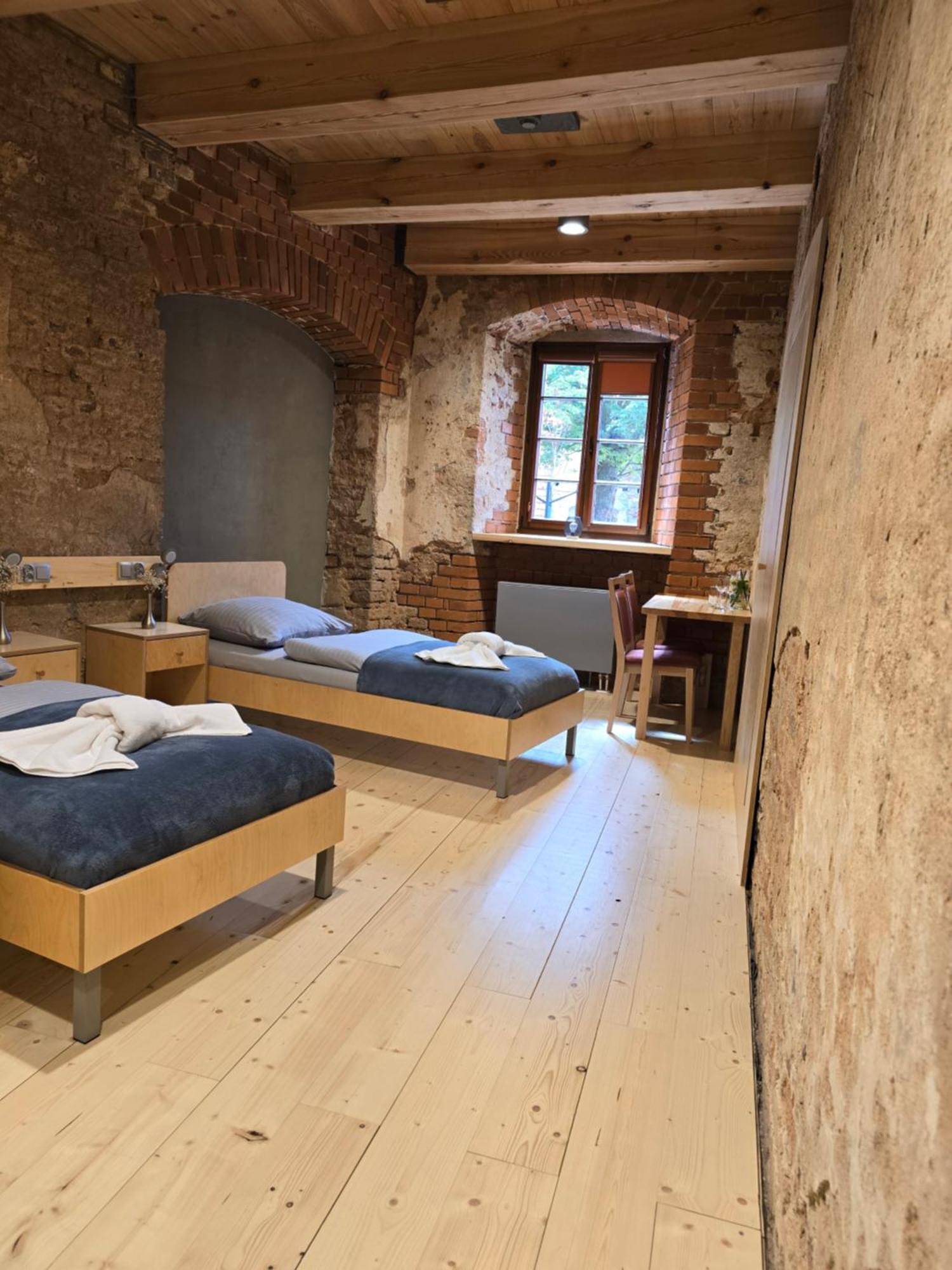 Twierdza Srebrna Gora Donzon Room photo